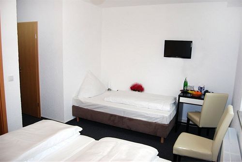 Hotel Rheinischer Hof Erkrath Esterno foto